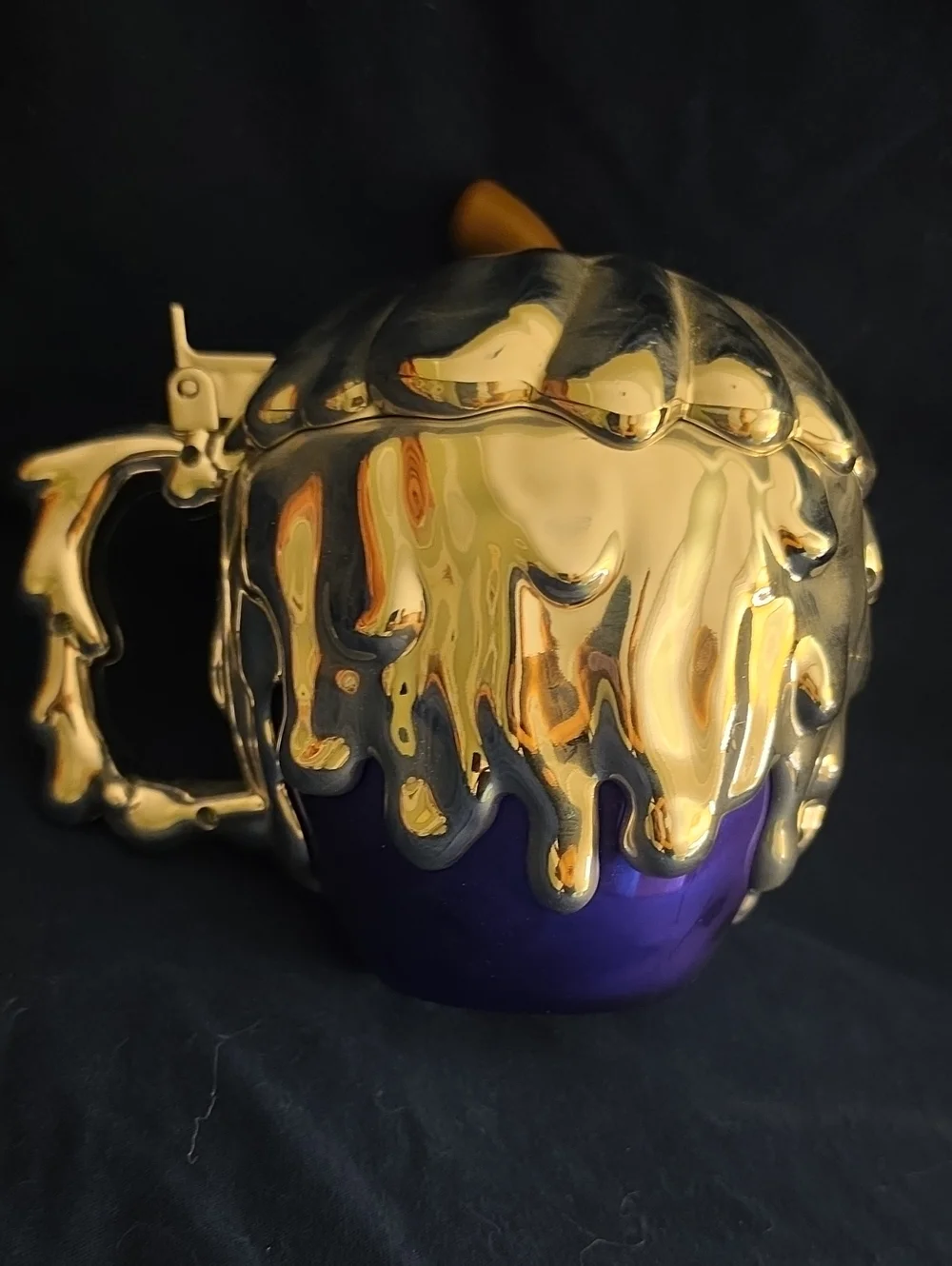 Disney Parks 100th Anniversary Platinum Poison Apple Mug Brand New